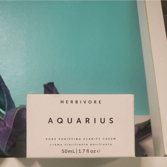 HERBIVORE Aquarius Pore Clarifying & Mattifying Face Cream - Picture 6 of 10